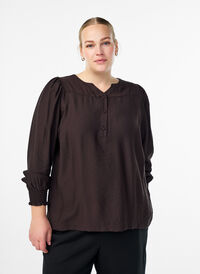 Viskosebluse med smock og rynkede detaljer, Brun Viskosebluse med smock og rynkede detaljer, Brun, Model