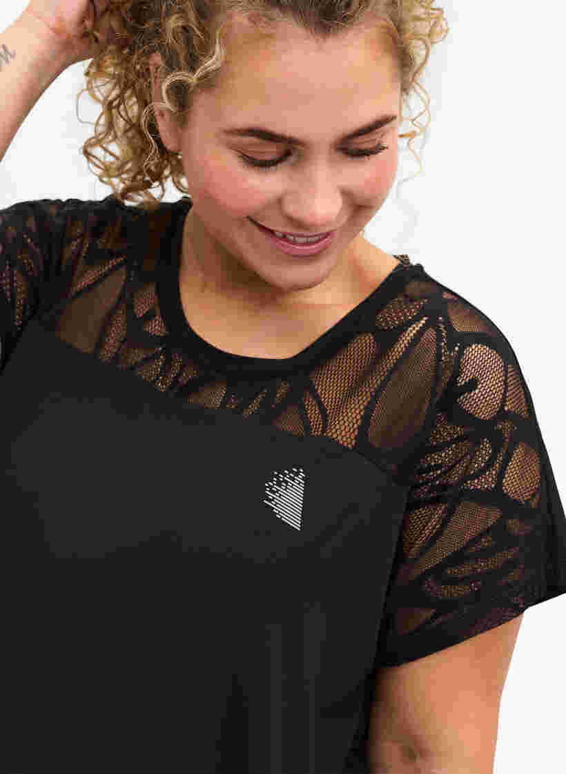 T-skjorte til trening med mønstret mesh, Black, Model image number 2