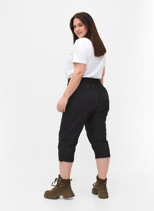 Zizzi Capribukser til tur med lommer, Black, Model image number 0