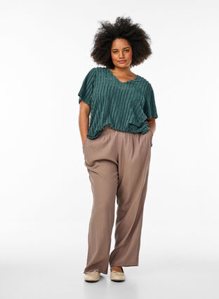 Zizzi Bluse med korte ermer og stripete tekstur, Grønn, Model image number 1