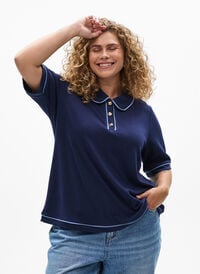 Jersey poloskjorte med kontrasterende kanter, Blå Jersey poloskjorte med kontrasterende kanter, Blå, Model