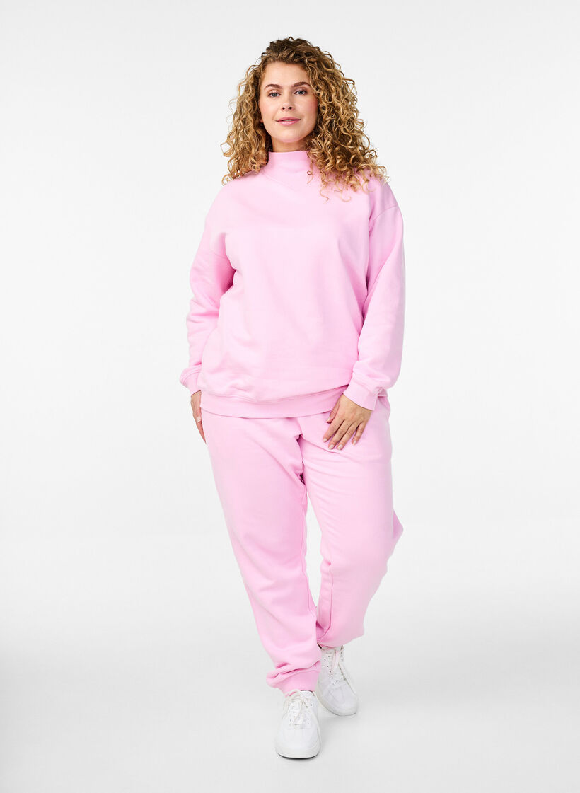 Joggebukse med høy midje, Lilac Sachet, Model