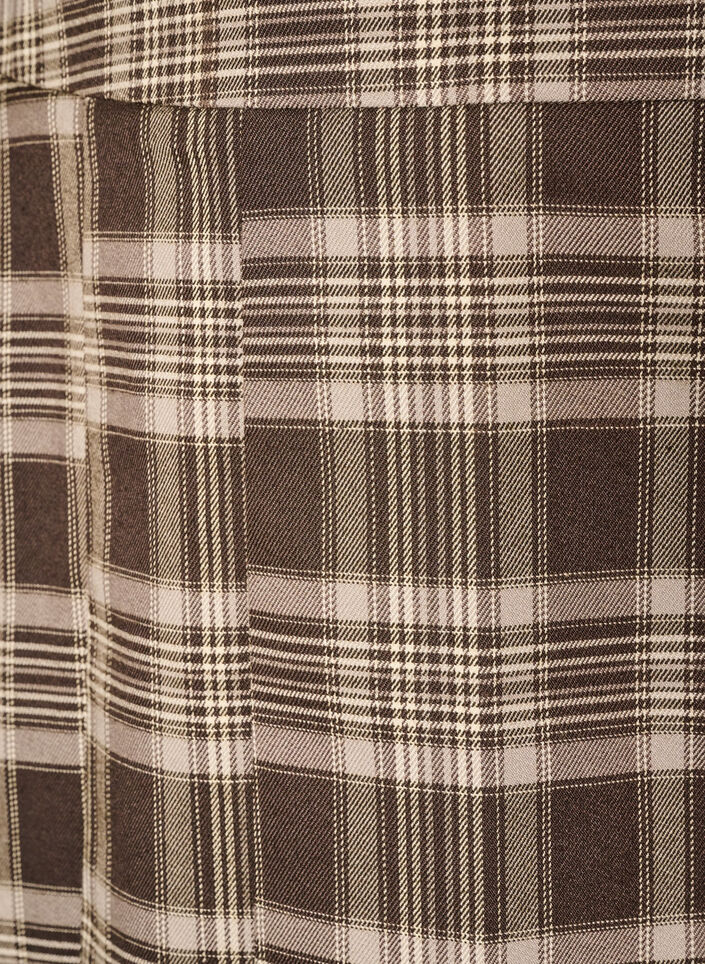 Kort rutete skj&oslash;rt med A-formet passform, Brun, Packshot image number 2