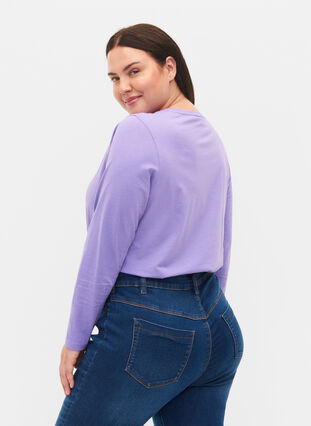 Zizzi Basisgenser i bomull, 2 stk., Paisley Purple/Black, Model image number 1