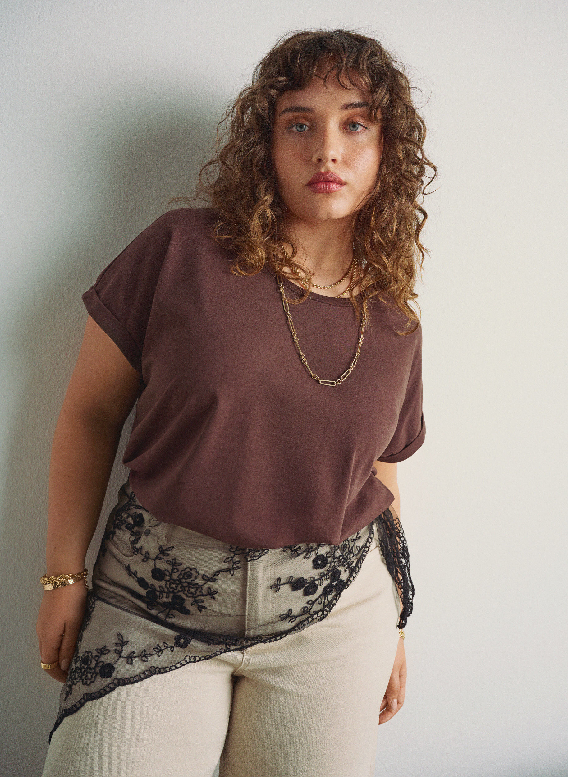 Trekantet blondeskjerf, Svart, Model