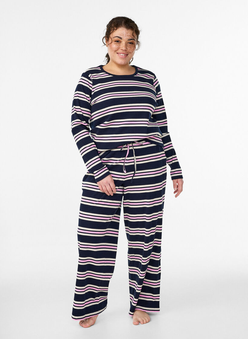 Langermet nattopp i ribbestrikket jersey med striper, Bl&aring;, Model