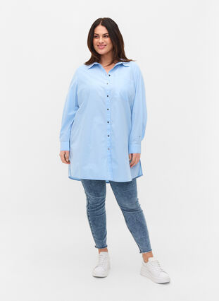 Lang bomullsskjorte med krage og knappelukking, Chambray Blue, Model image number 3
