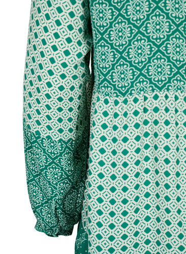 A-formet kjole med mønster og cutlines, Green AOP, Packshot image number 3