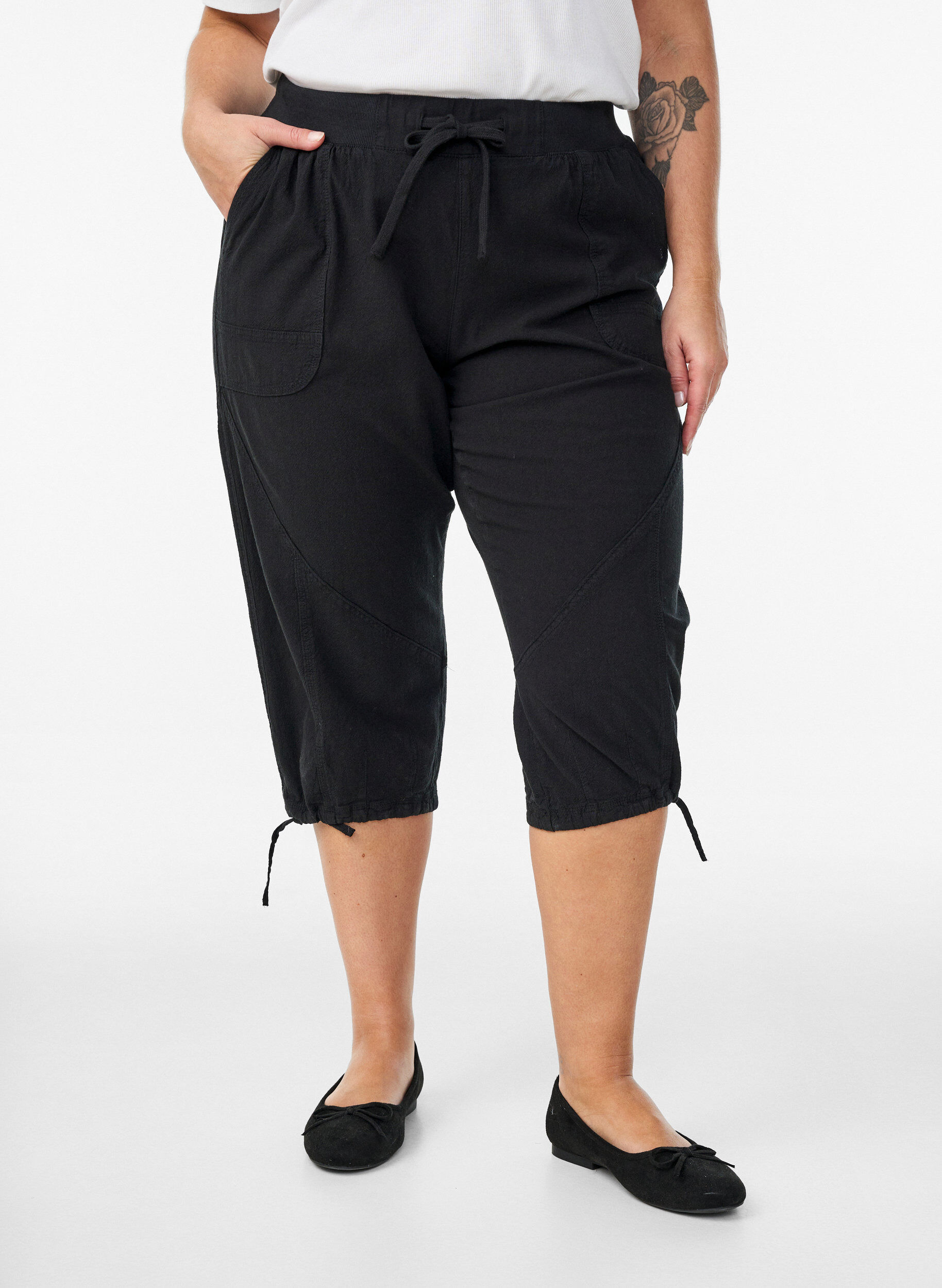 ZizziCapribukser i bomull, Svart, Model image number 2