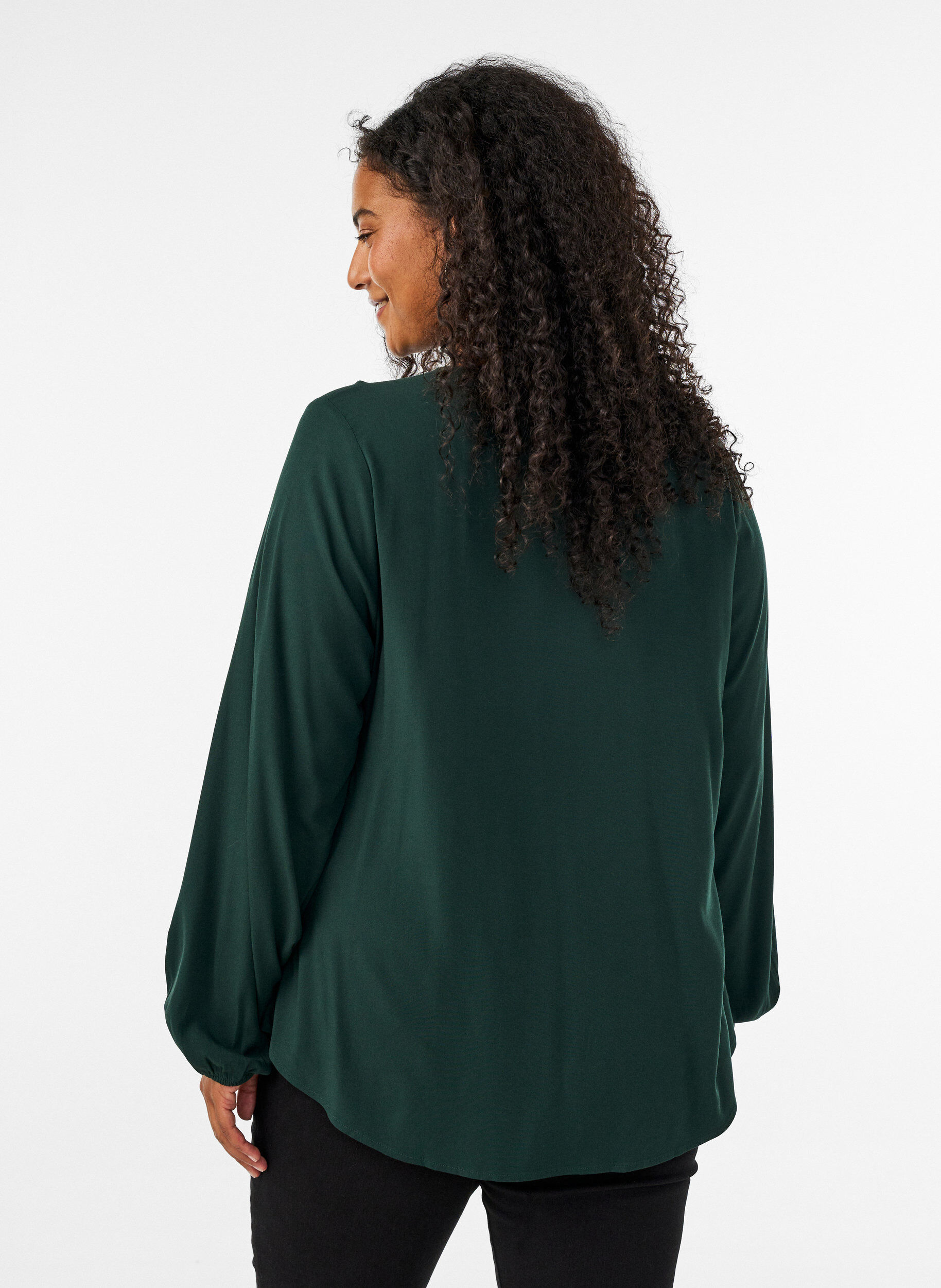 ZizziViskosebluse med V-hals og avrundet fold, Gr&oslash;nn, Model image number 2