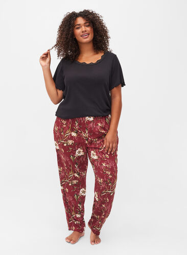 Kortermet pysjamasgenser med blondekant, Black, Model image number 2