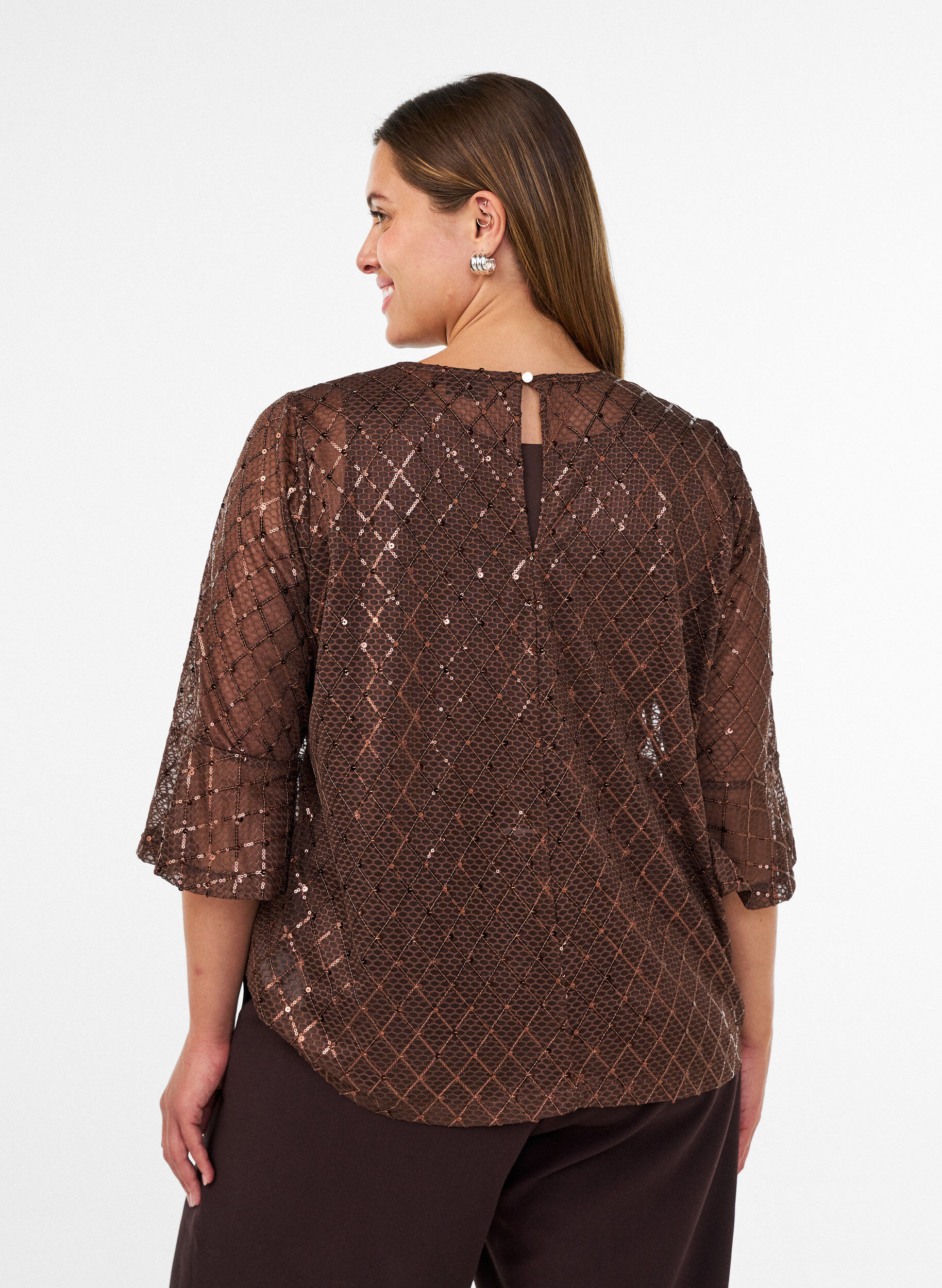 ZizziGjennomsiktig bluse med paljetter og diamantm&oslash;nster, Brun, Model image number 2
