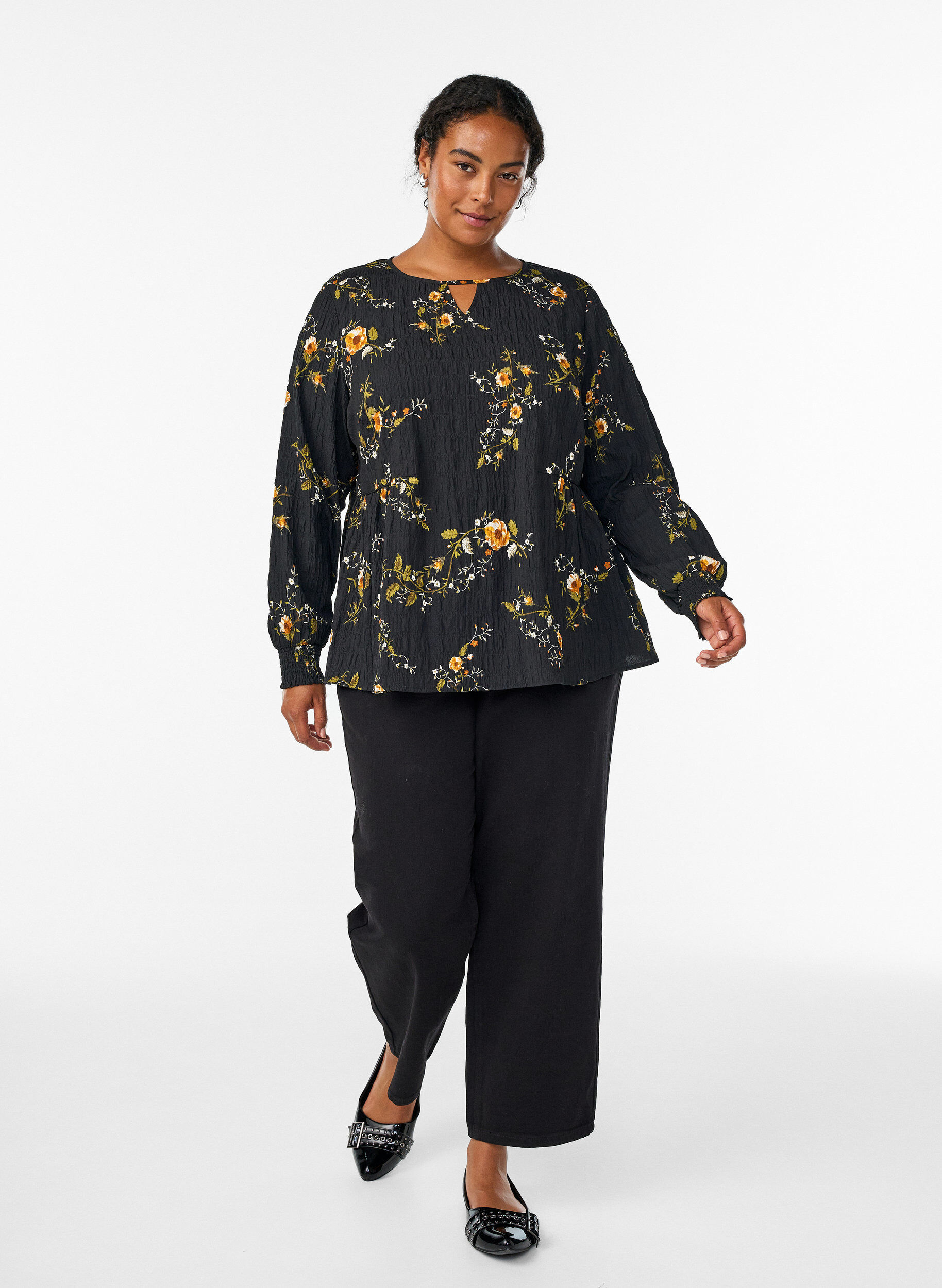 ZizziLangermet bluse med blomstertrykk, Svart, Model image number 1