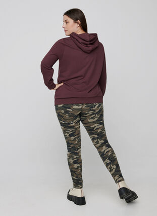 Amy jeans med print, Camouflage, Model image number 0