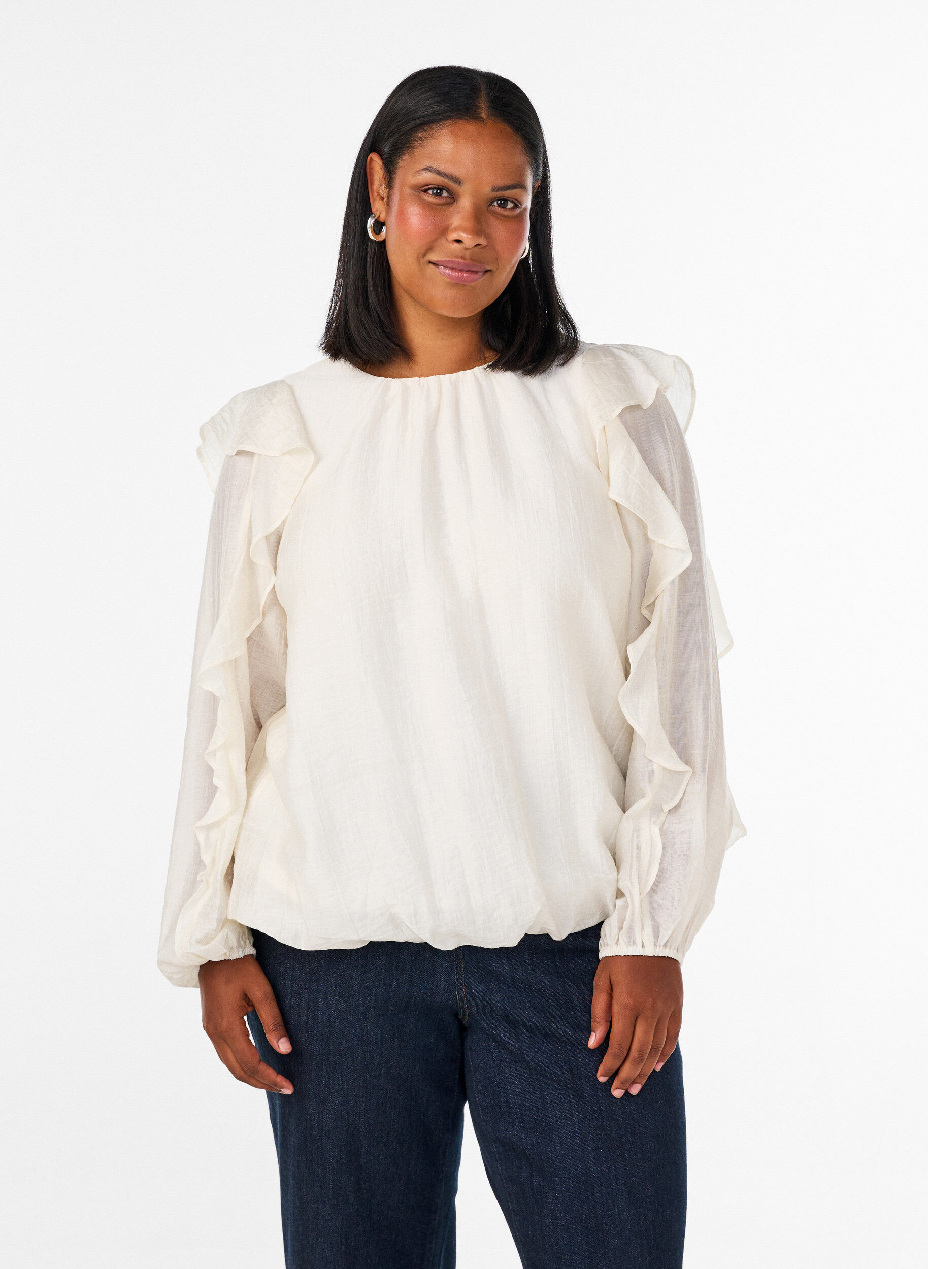 Bluse med rysjer og ballongfasong, Vanilje, Model