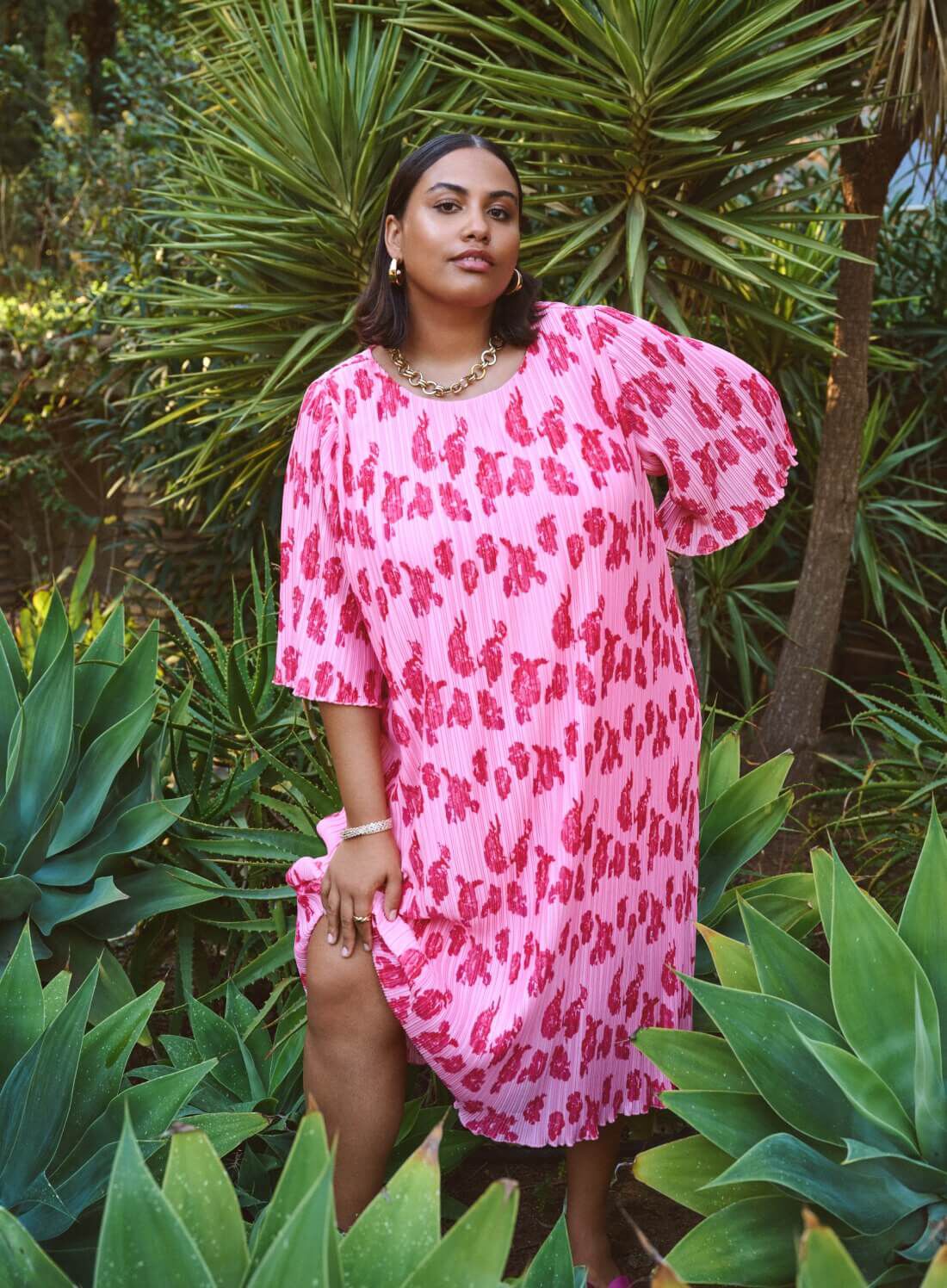 Trykt kjole i rosa, , Model