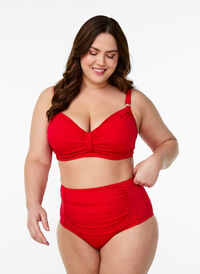 Bikinitruse med høy midje, Rød Bikinitruse med høy midje, Rød, Model