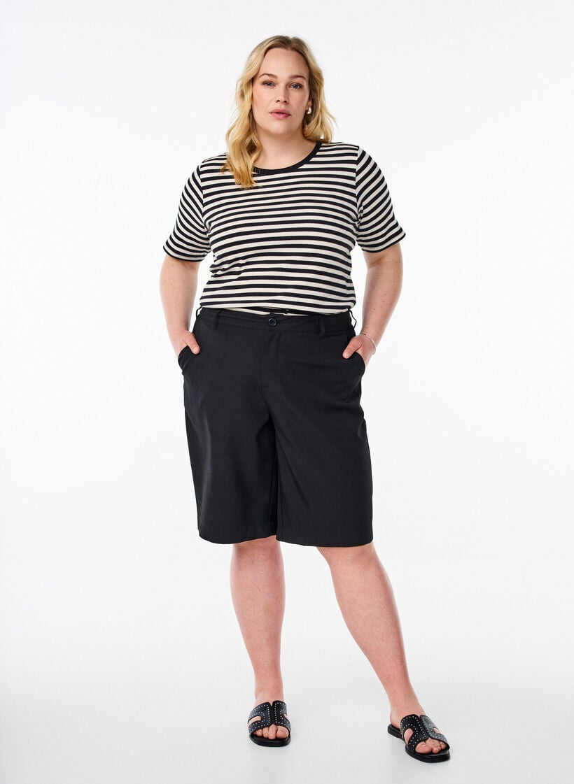 T-shirt med striper og ribbestrikket struktur, Svart, Model image number 1