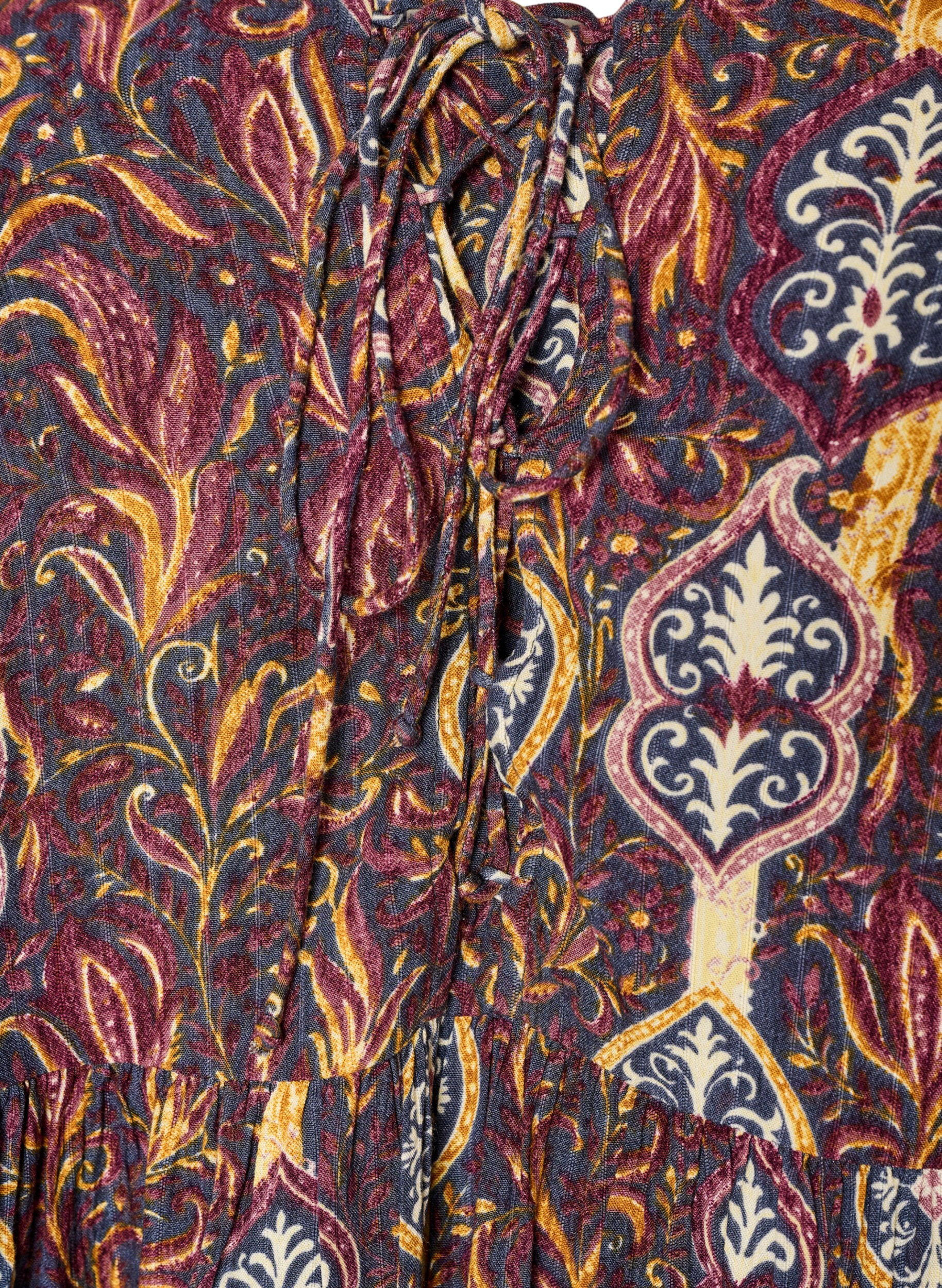 ZizziBluse med paisleytrykk og blondedetaljer, Lilla, Packshot image number 2