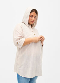 Tunika med hette i bomull og lin, Wh. Sandshell Stripe Tunika med hette i bomull og lin, Wh. Sandshell Stripe, Model