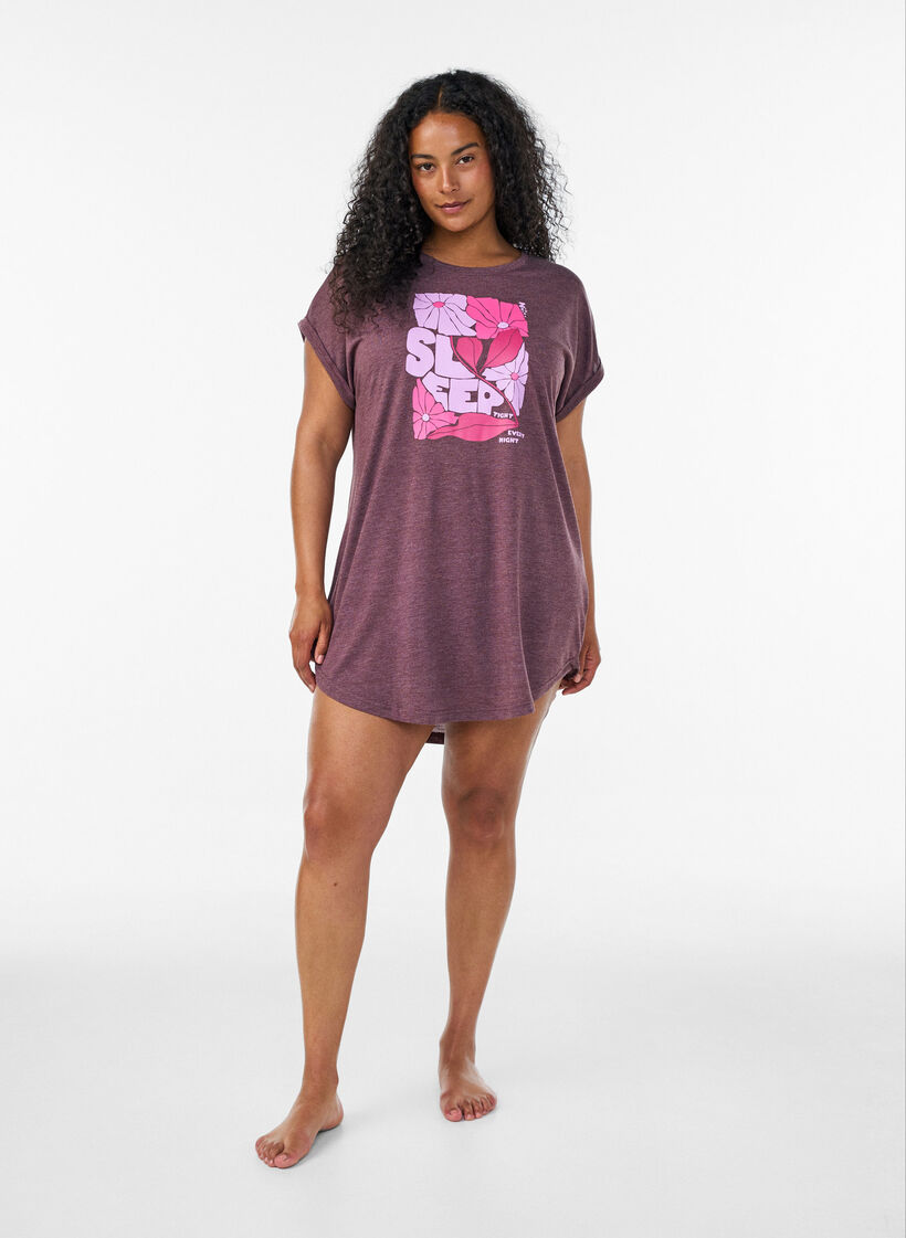 Kortermet nattkjole med teksttrykk, M&oslash;rk Bordeaux, Model image number 1
