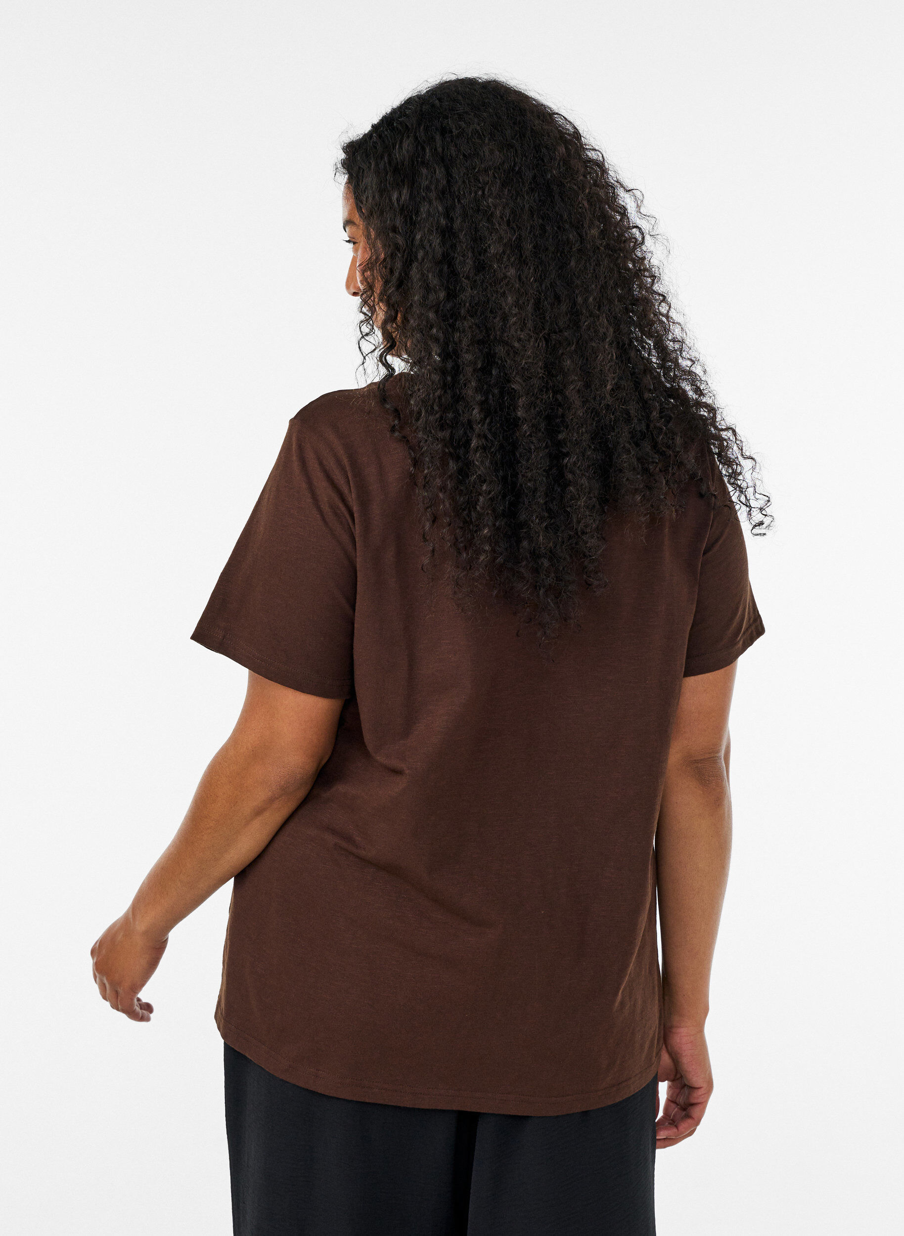 ZizziT-skjorte med knappdetalj, Brun, Model image number 2