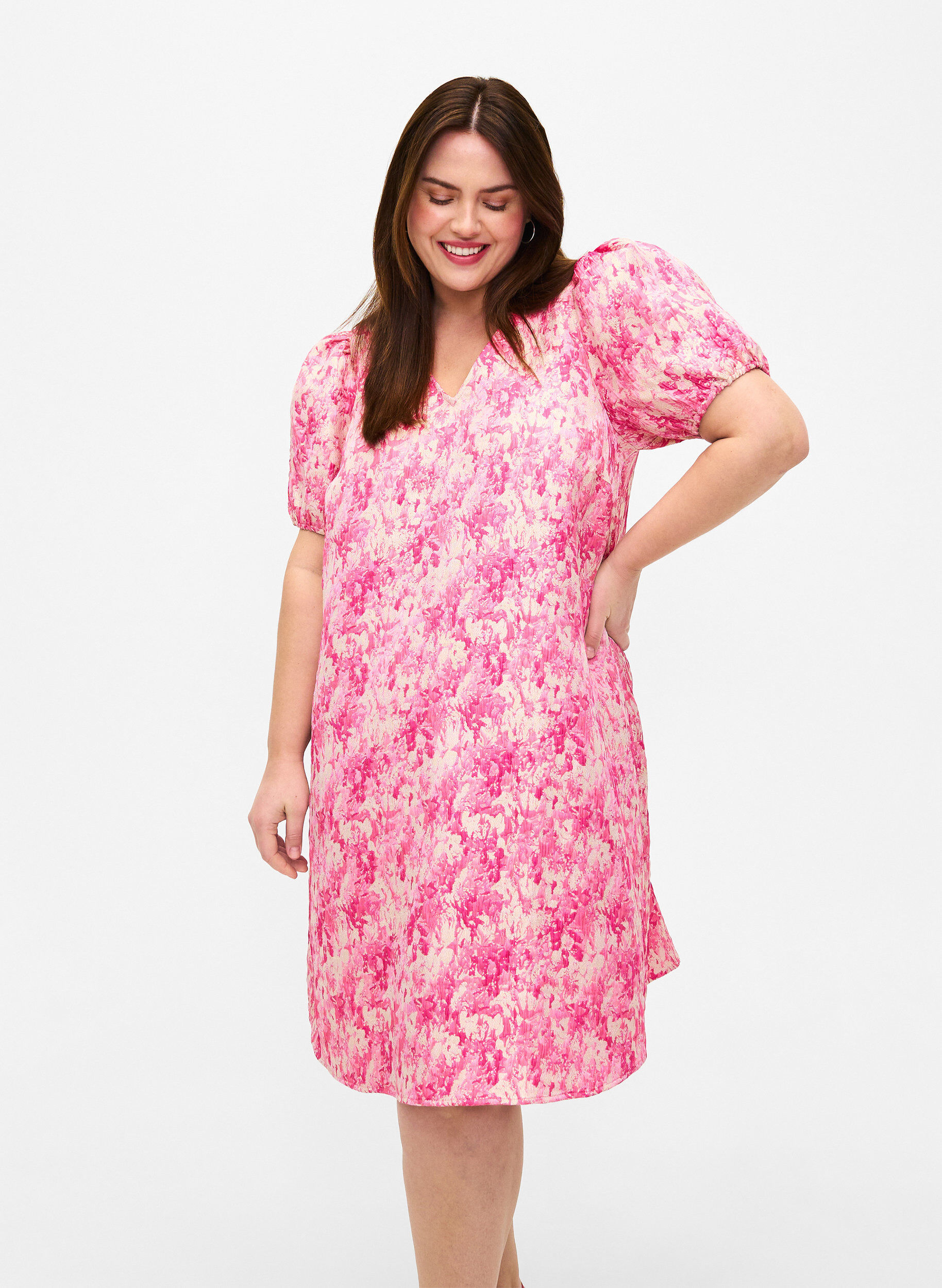 Zizzi Kjole med korte puffermer, Chateau Rose AOP, Model image number 0