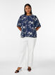 Kortermet bluse med brodert m&oslash;nster, Bl&aring;, Model image number 1