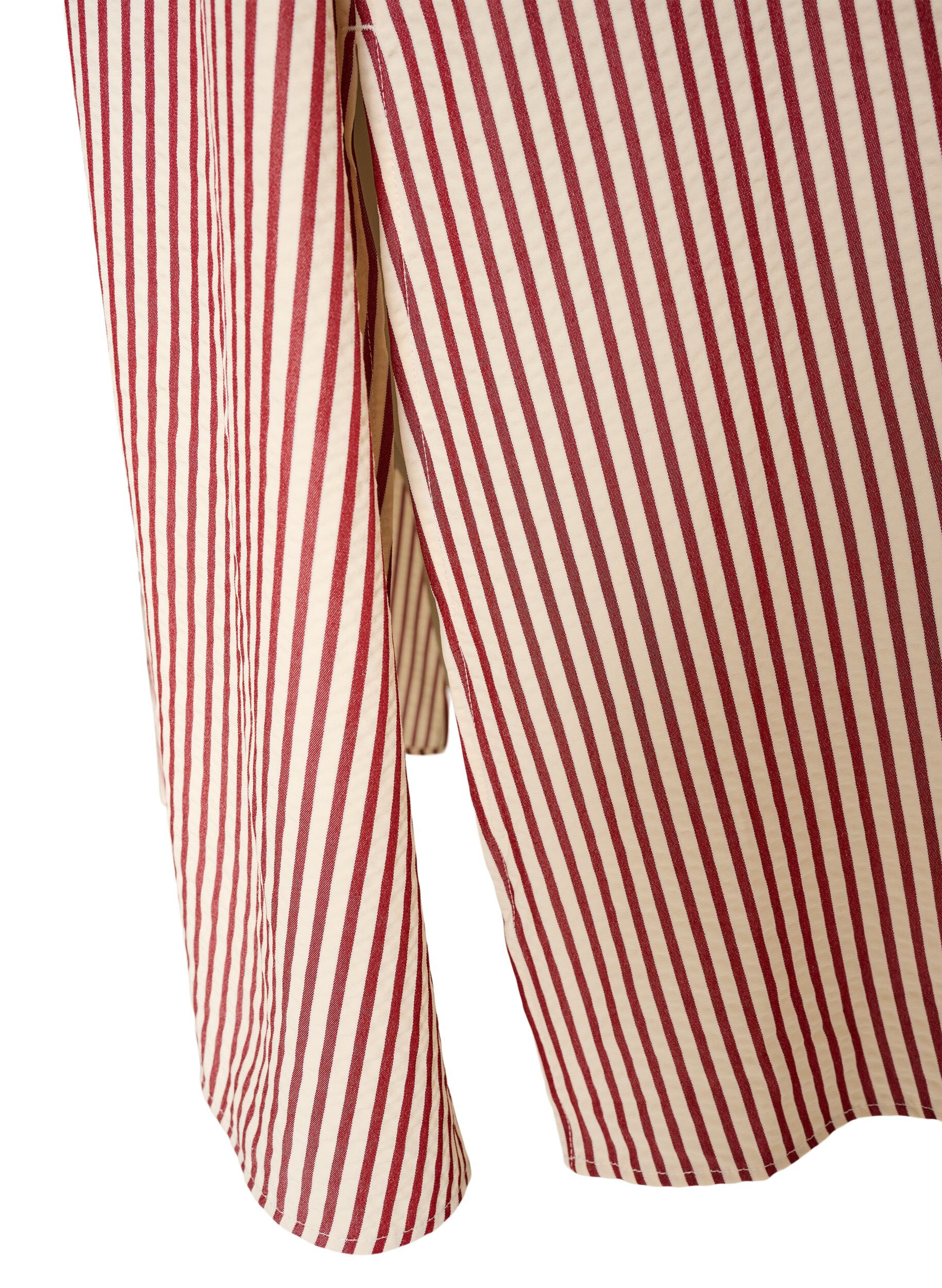 ZizziSkjortekjole i ankellengde med bindebelte og striper, R&oslash;d, Packshot image number 3