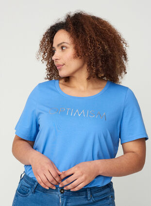 Kortermet T-skjorte i bomull med mønster, Ultramarine OPTIMISM, Model image number 0