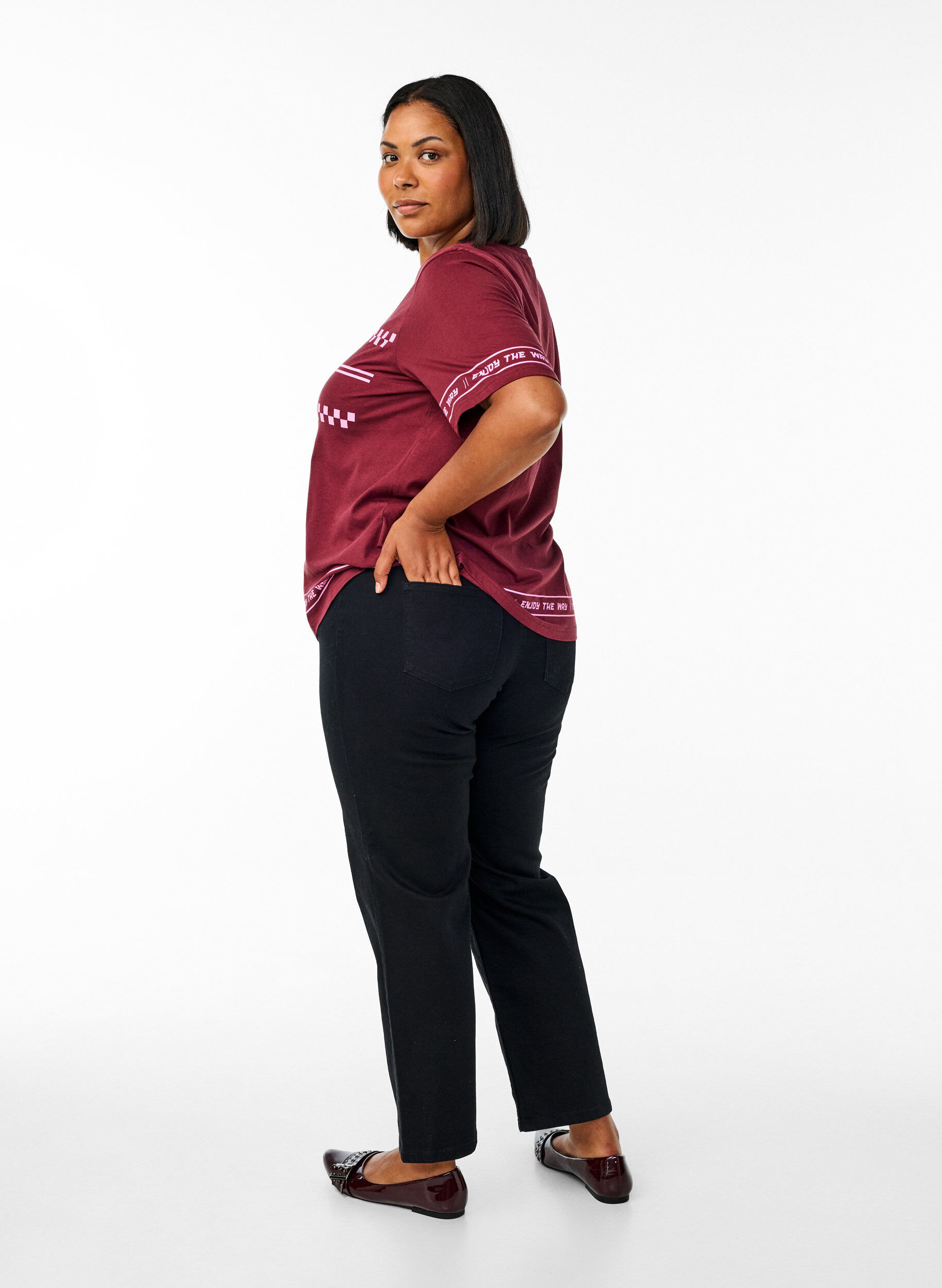 Zizzi Gemma jeans med h&oslash;y midje og regular fit, Svart, Model image number 1