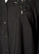 Skjortebluse med broderte blomsterapplikasjoner, Svart, Packshot image number 2