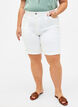 Tettsittende dongerishorts med høy midje, Bright White, Model image number 2