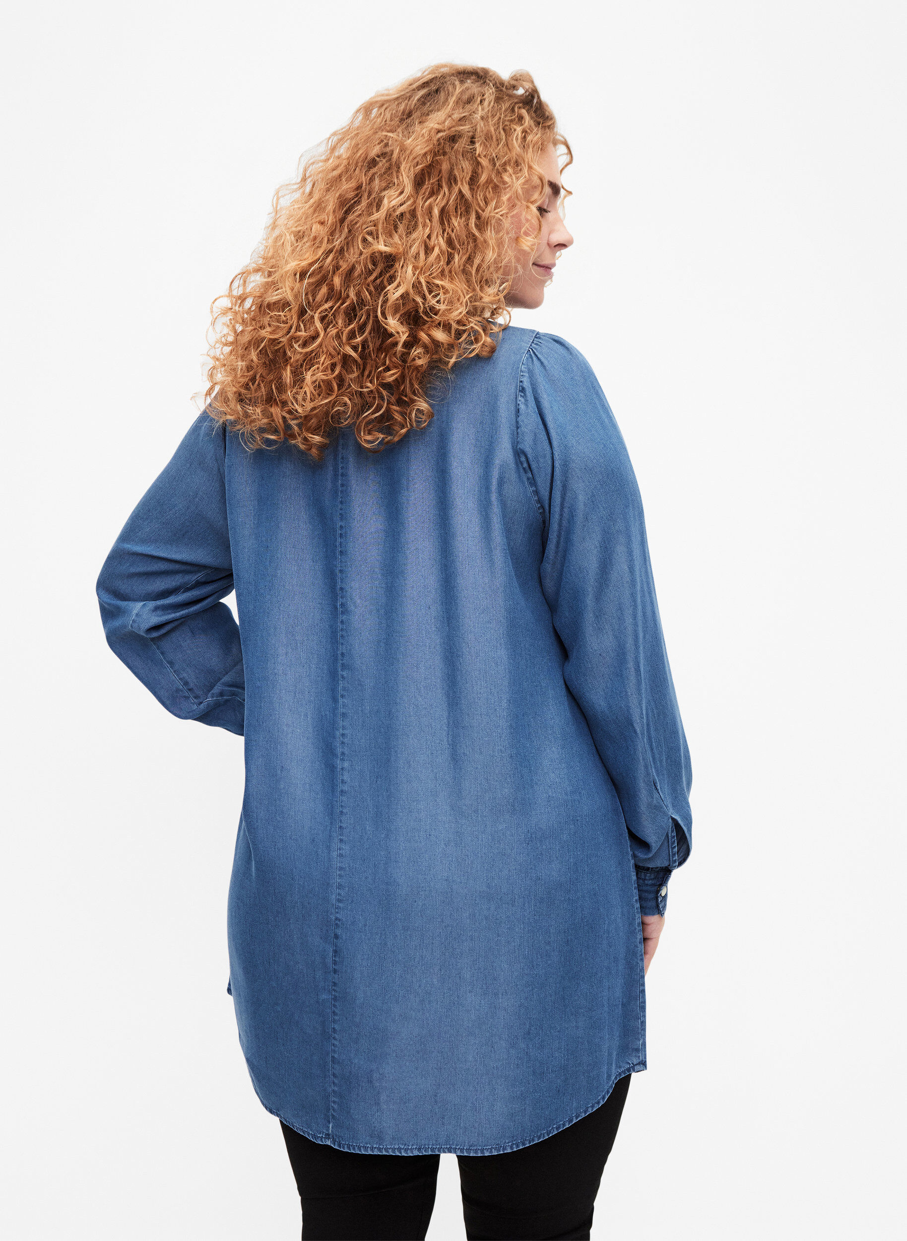Zizzi Langermet tunika av TENCEL &trade; Lyocell, Medium Blue denim, Model image number 1