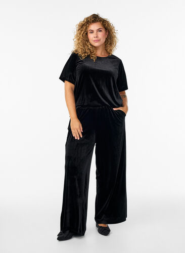 Zizzi Kortermet velour topp, Svart, Model image number 1