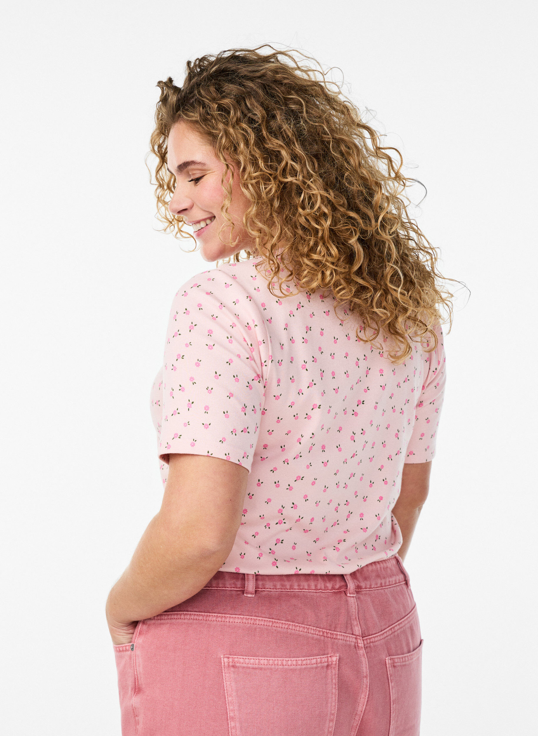 Zizzi Bomulls T-skjorte med heldekkende trykk, Rosa, Model image number 2