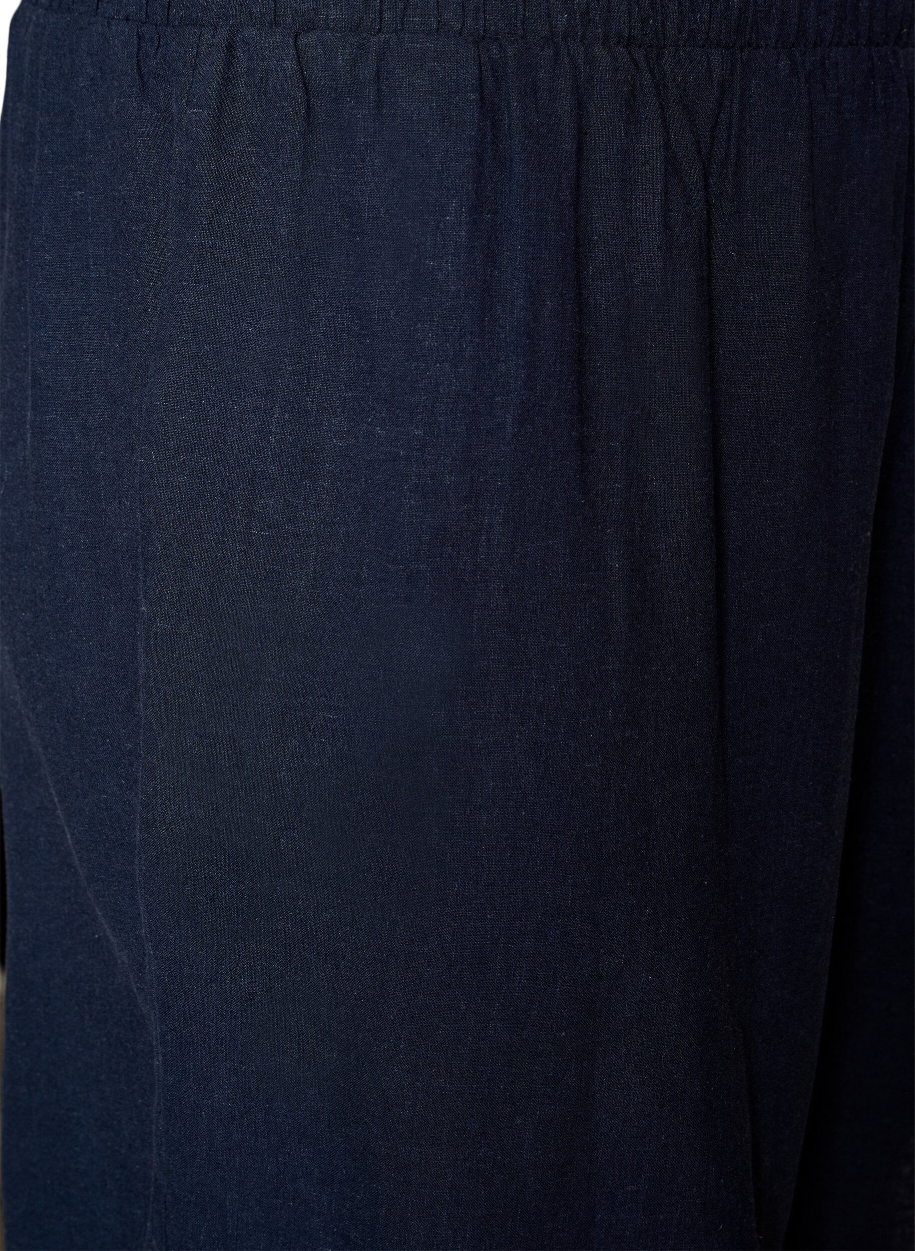 Zizzi H&oslash;ymidjede shorts i lin og viskose, Bl&aring;, Packshot image number 2