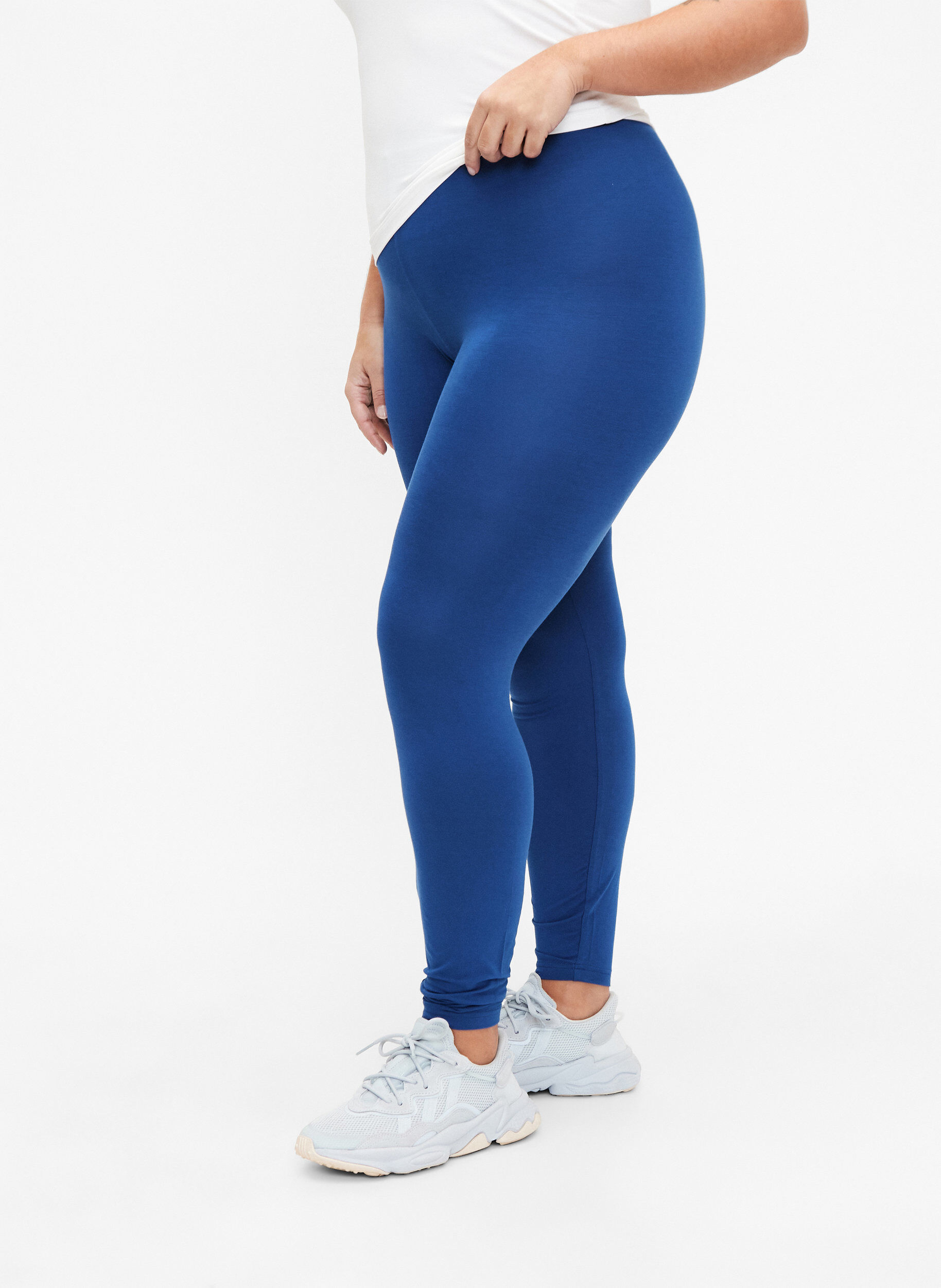 Zizzi Basis leggings i viskose, Bl&aring;, Model image number 0