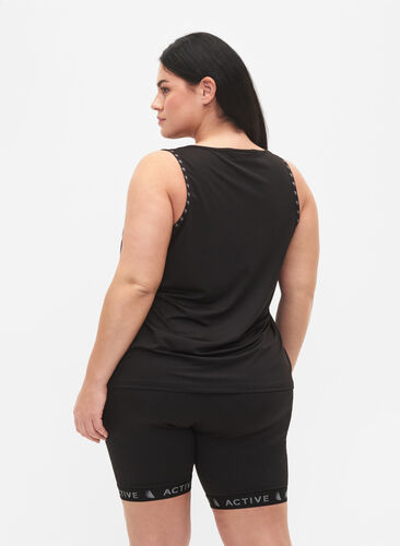 Tettsittende treningsshorts, Black, Model image number 1