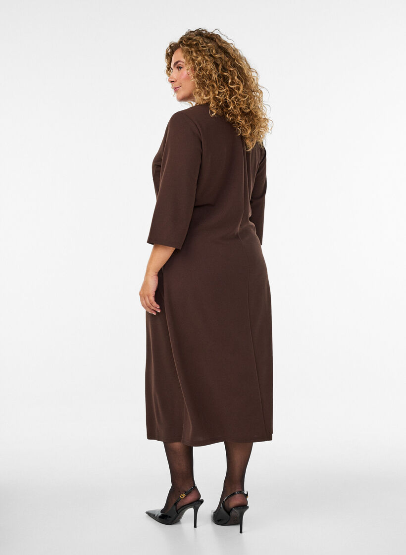 Jerseykjole med drapering og dekorativ spenne, Brun, Model image number 1