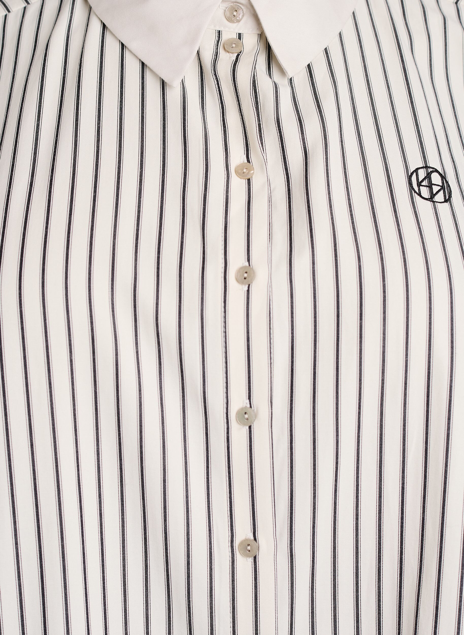 Zizzi Loose fit stripet skjorte med vide mansjetter, Hvit, Packshot image number 2