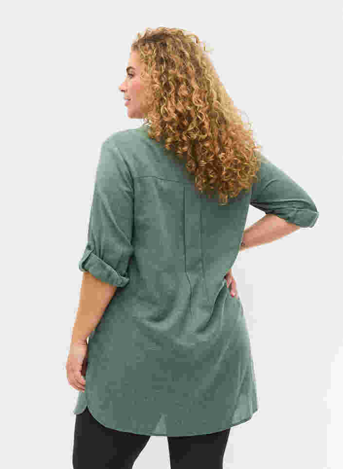 Lang skjorte med 3/4-ermer og V-hals, Balsam Green, Model image number 1