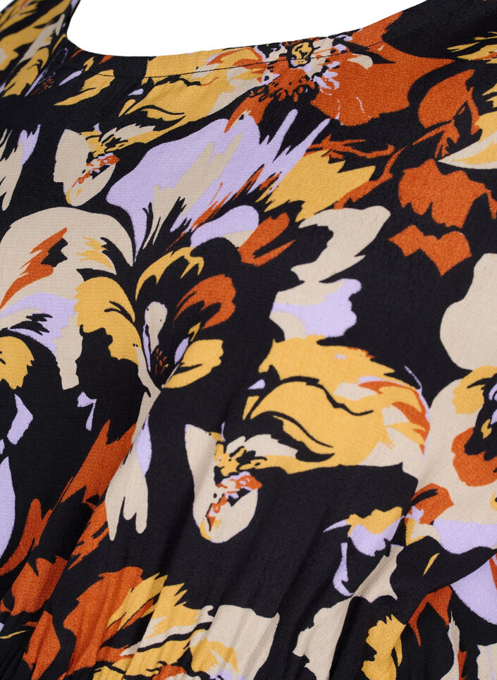 Viskosebluse til gravide med blomstermønster, Black Flower AOP, Packshot image number 2