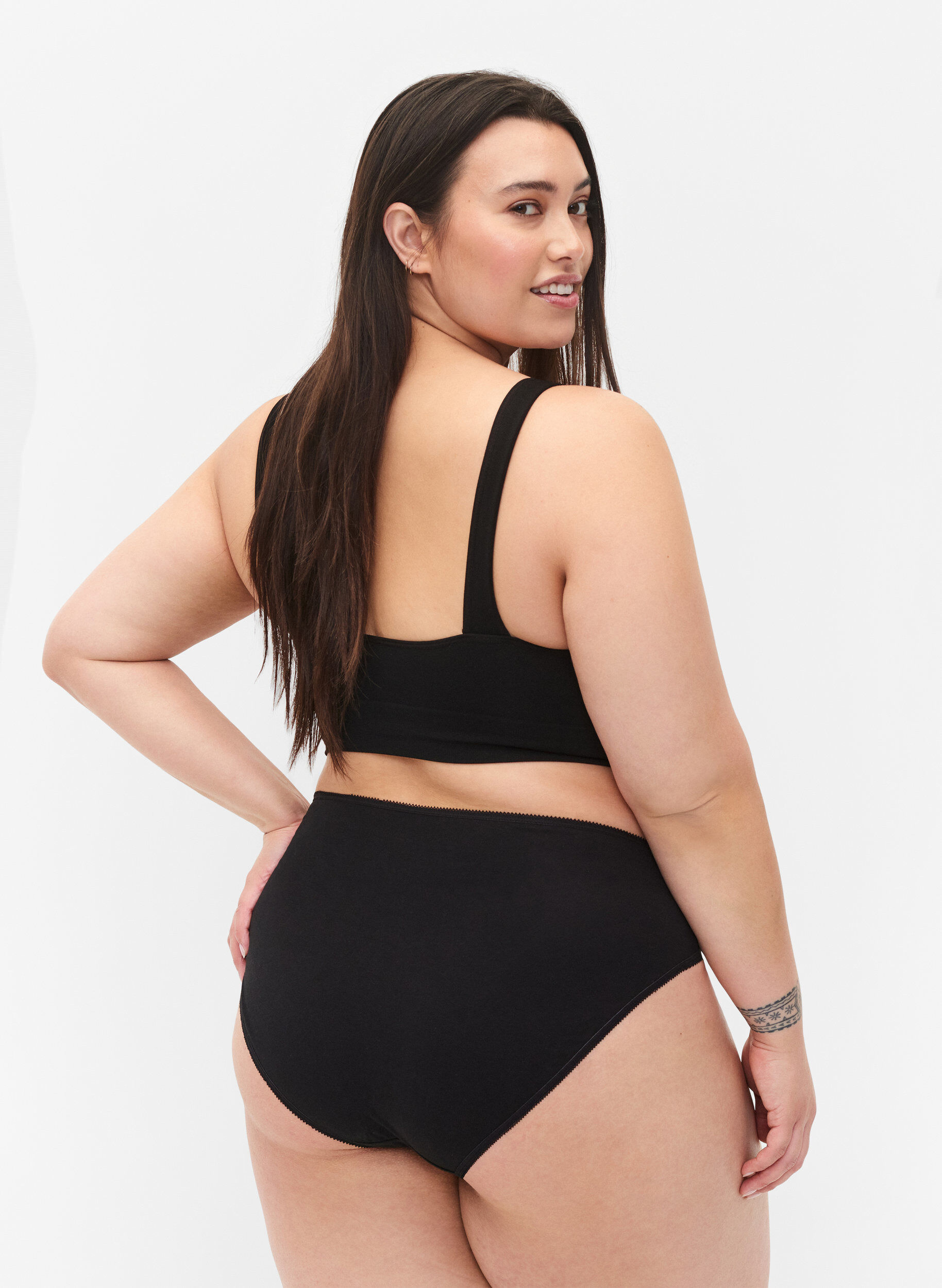 Zizzi Bomullstruse, 5 stk. med normal h&oslash;yde i livet, Black, Model image number 1