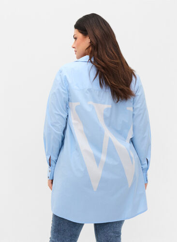 Lang bomullsskjorte med krage og knappelukking, Chambray Blue, Model image number 0