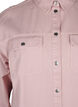 Ensfarget dongeriskjorte med brystlommer, Pale Mauve, Packshot image number 2