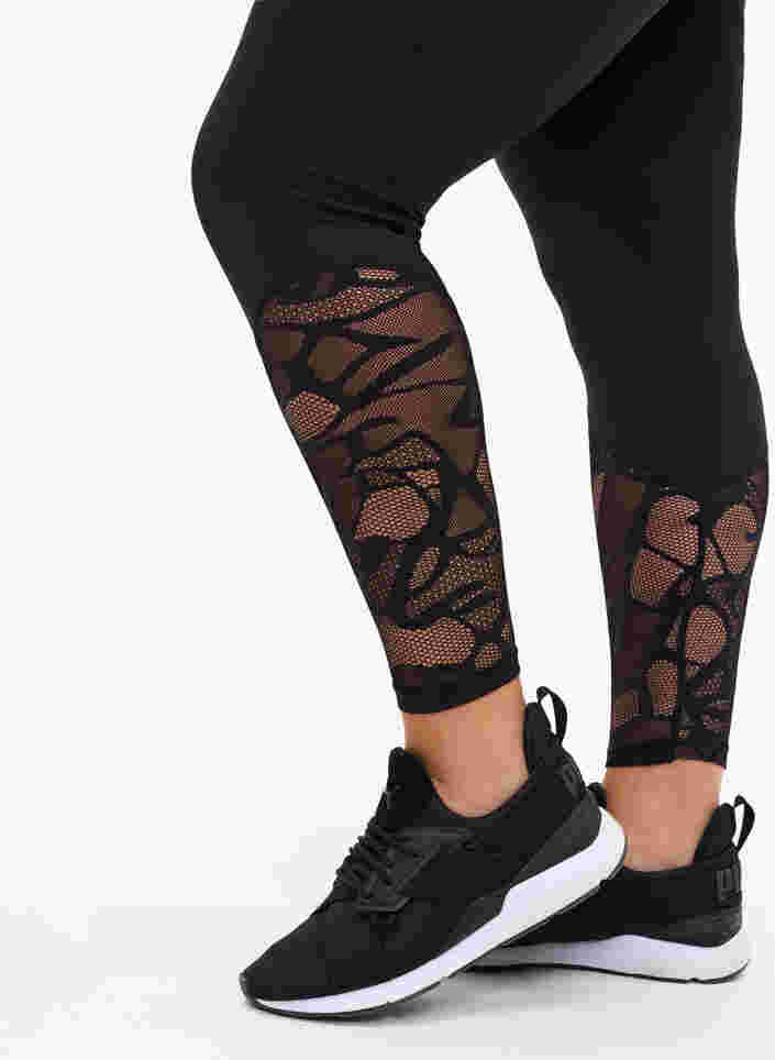 Cropped tights med mønstret mesh, Black, Model image number 2