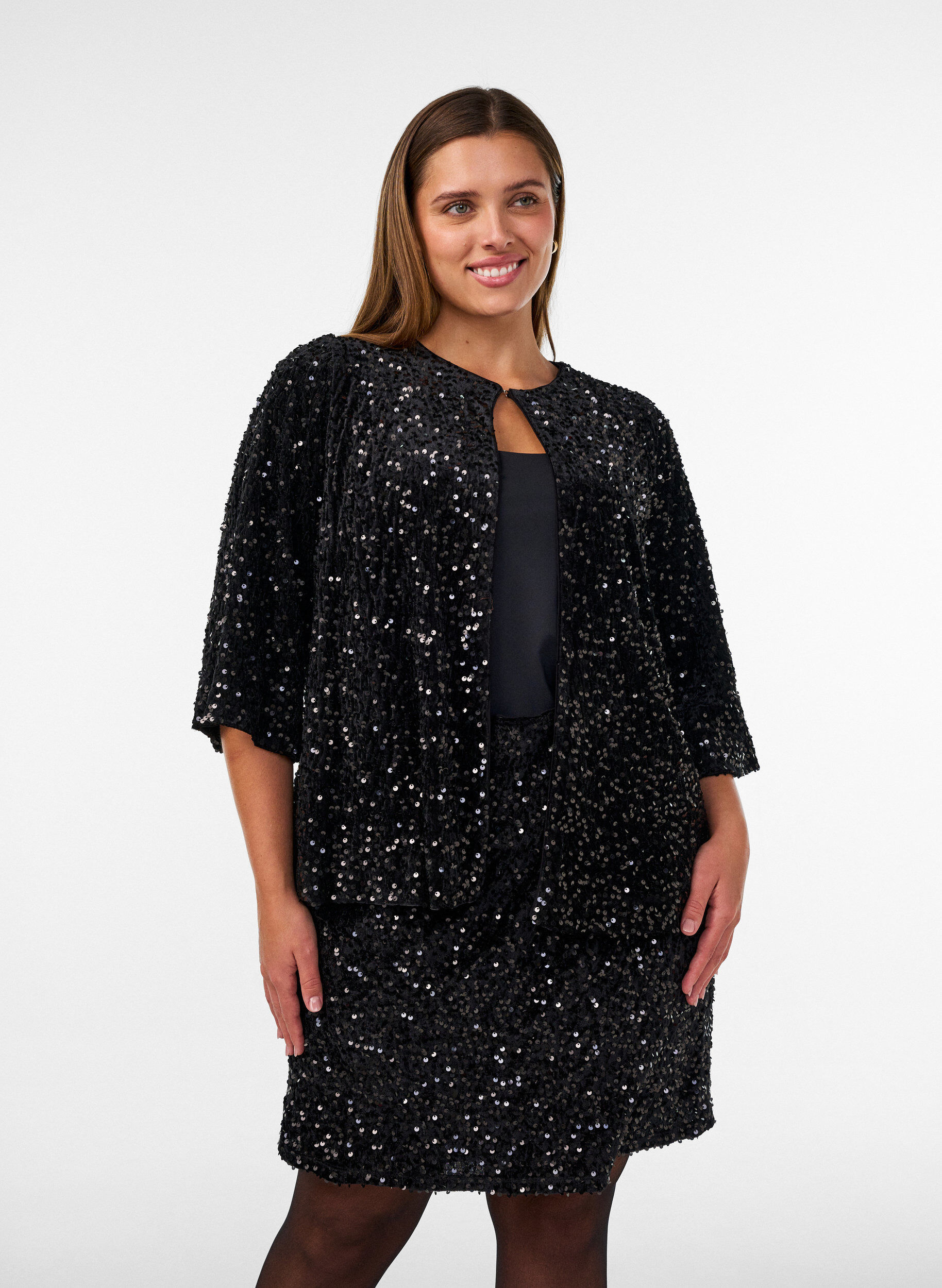ZizziKort paljettskj&oslash;rt, Svart, Model image number 0