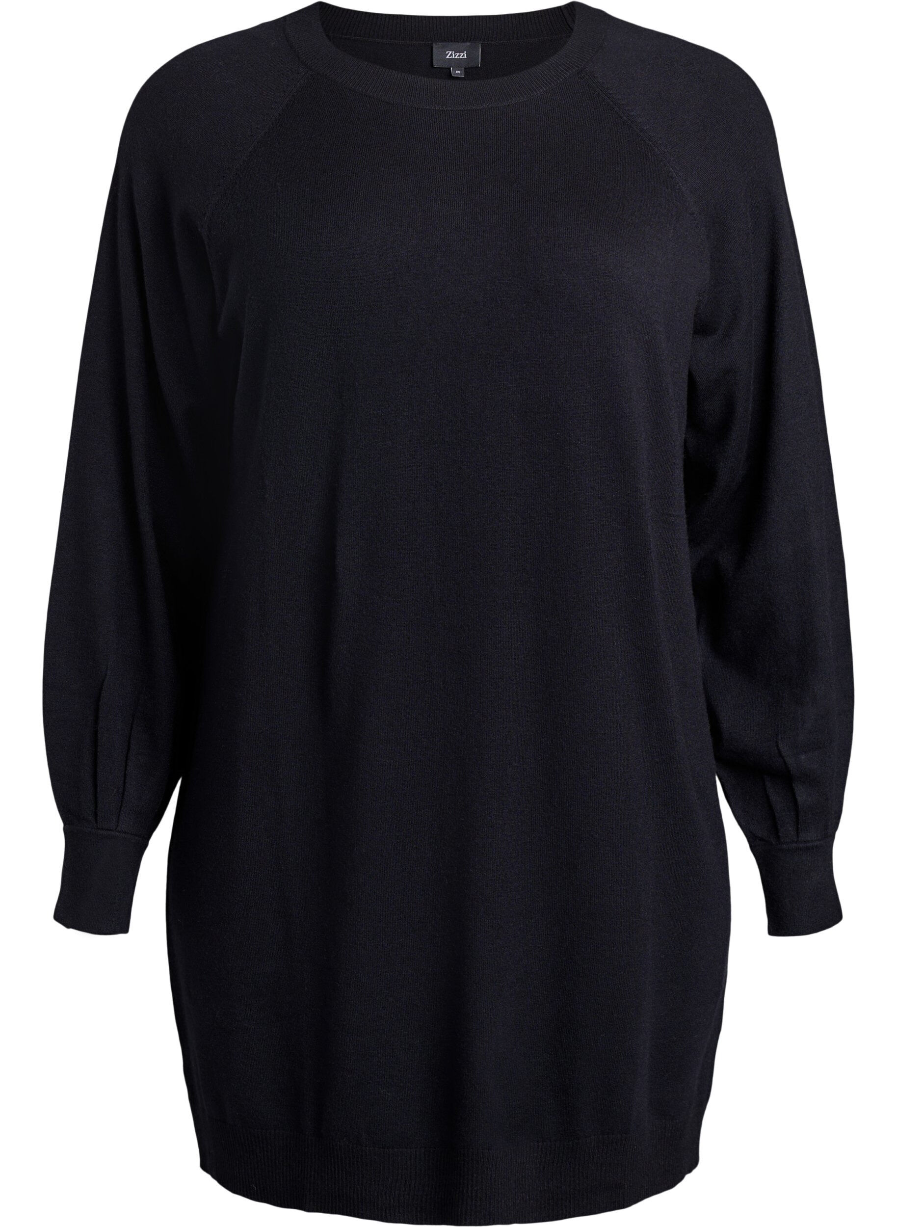 Kort strikkekjole med raglanermer