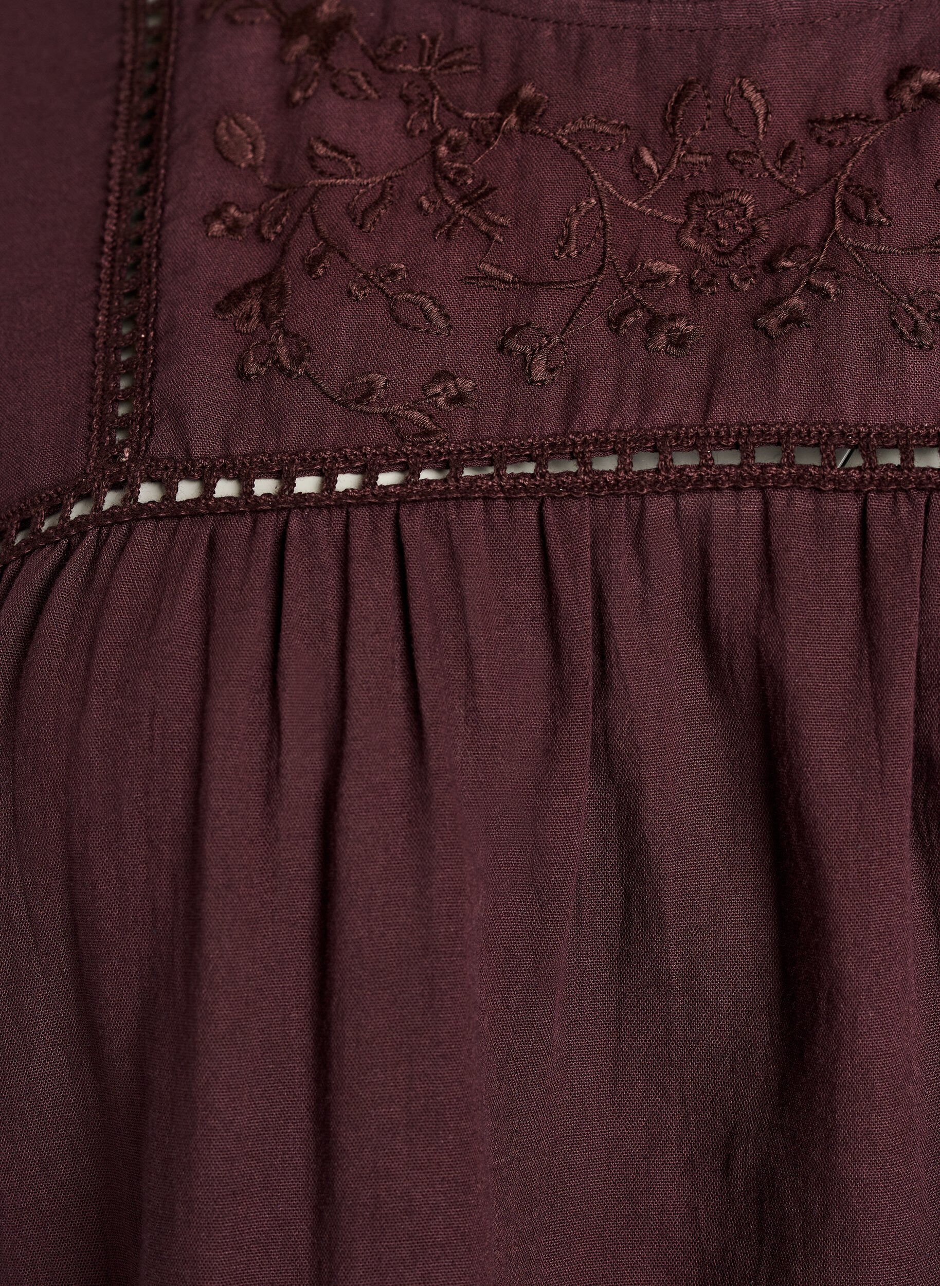 ZizziBluse med broderi og hullbrodert kant, M&oslash;rk Bordeaux, Packshot image number 2